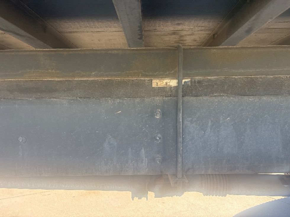 Medium Duty Box Truck-Light and Medium Duty Trucks-Peterbilt-2024-536-Houston-TX-117,871\n\t\tmiles-$ 76,000 - Image 5