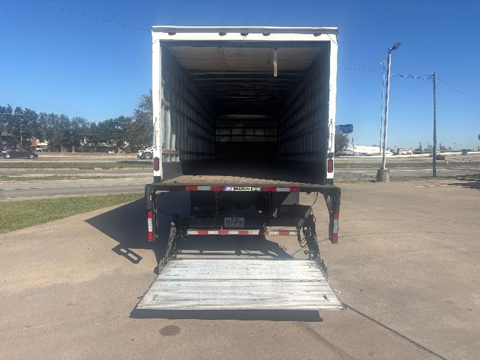 Medium Duty Box Truck-Light and Medium Duty Trucks-Peterbilt-2024-536-Houston-TX-117,871\n\t\tmiles-$ 76,000 - Image 9