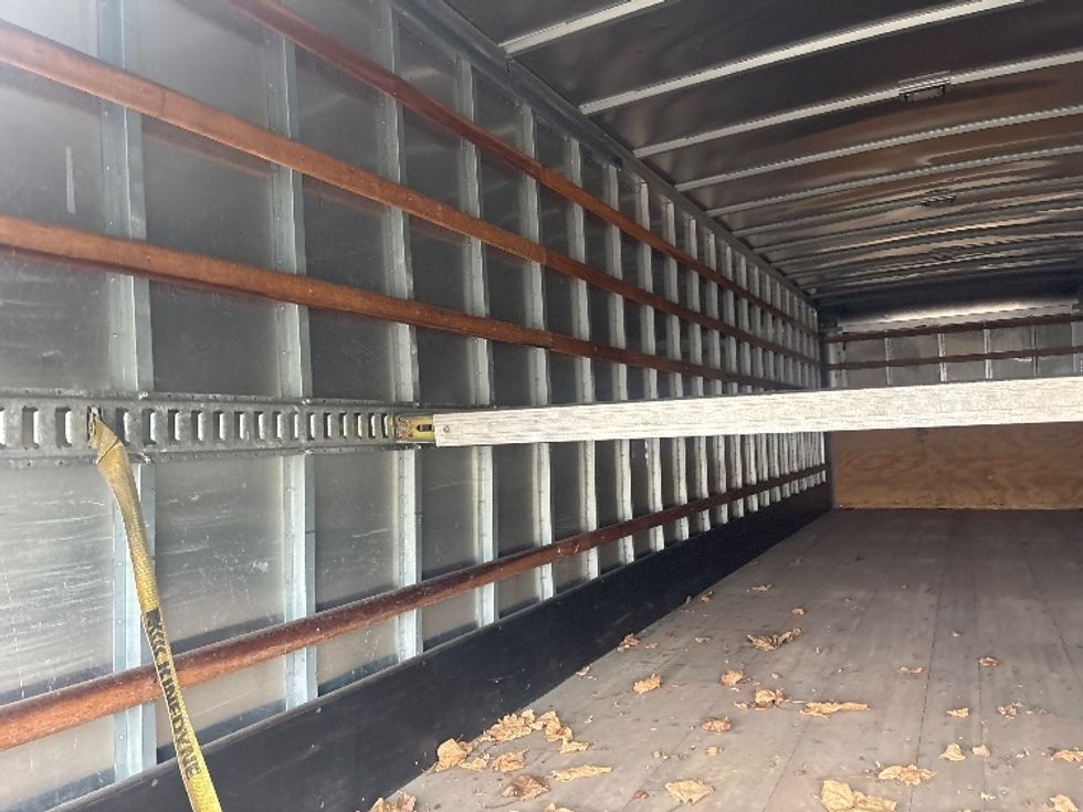 Medium Duty Box Truck-Light and Medium Duty Trucks-Peterbilt-2024-536-Houston-TX-142,236\n\t\tmiles-$ 17,000 - Image 7