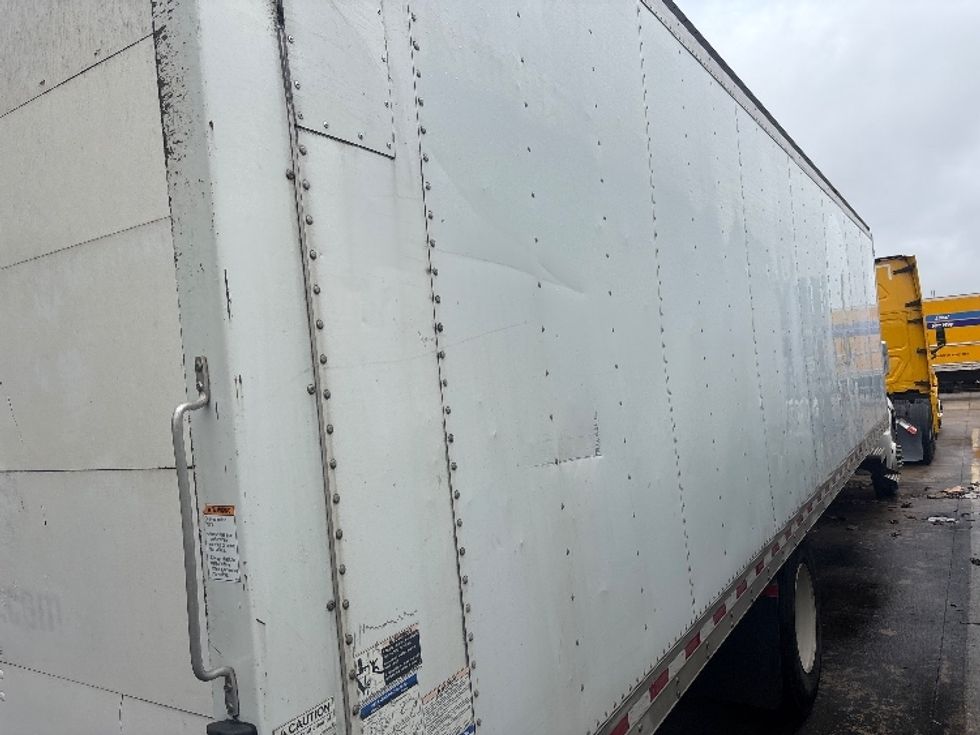 Medium Duty Box Truck-Light and Medium Duty Trucks-Peterbilt-2024-536-Houston-TX-142,236\n\t\tmiles-$ 17,000 - Image 9