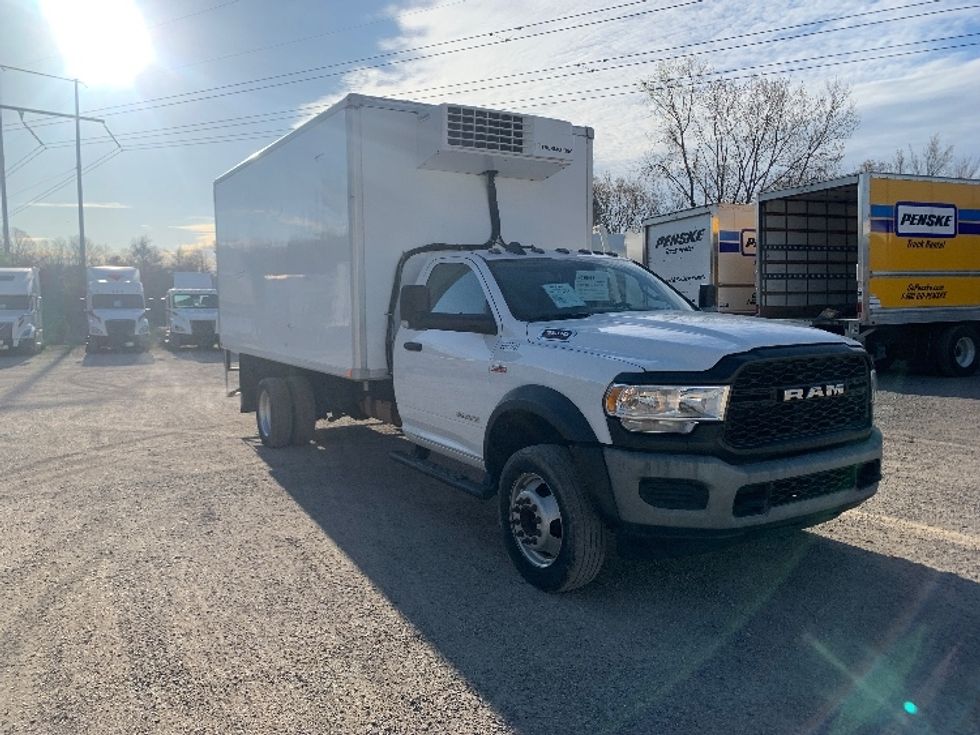 Medium Duty Box Truck-Light and Medium Duty Trucks-RAM-2019-5500-Nashville-TN-195,332\n\t\tmiles-$ 41,000 - Image 1