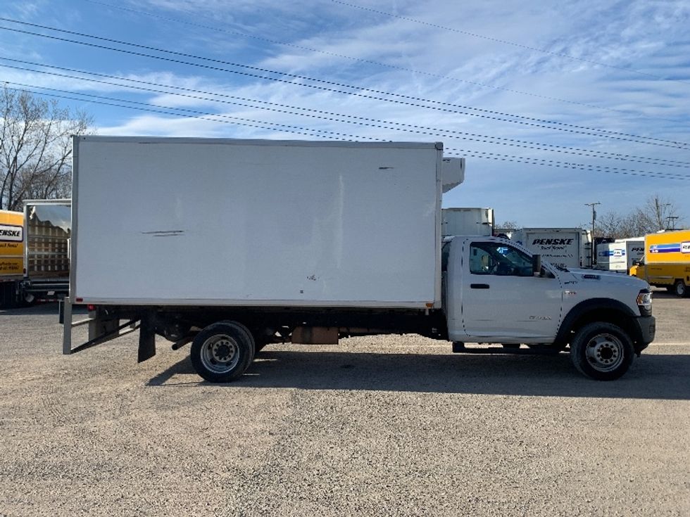 Medium Duty Box Truck-Light and Medium Duty Trucks-RAM-2019-5500-Nashville-TN-195,332\n\t\tmiles-$ 41,000 - Image 12