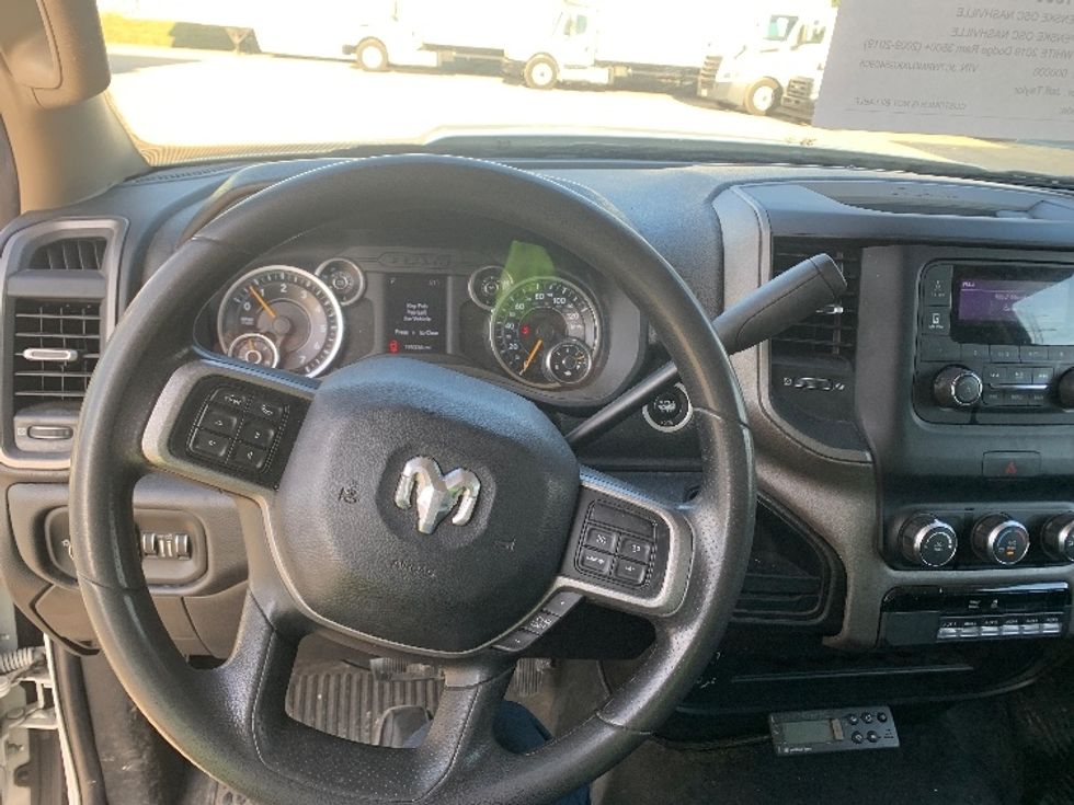 Medium Duty Box Truck-Light and Medium Duty Trucks-RAM-2019-5500-Nashville-TN-195,332\n\t\tmiles-$ 41,000 - Image 15