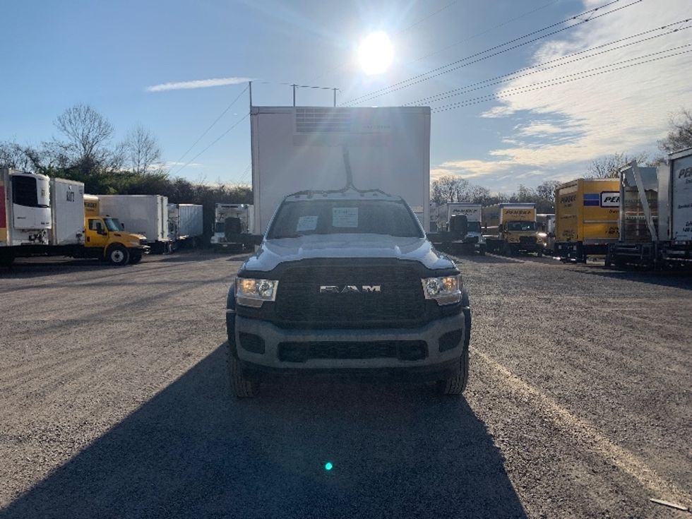 Medium Duty Box Truck-Light and Medium Duty Trucks-RAM-2019-5500-Nashville-TN-195,332\n\t\tmiles-$ 41,000 - Image 2