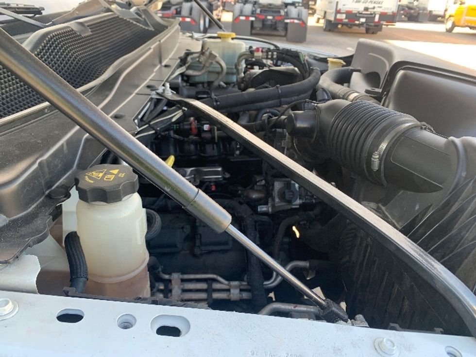 Medium Duty Box Truck-Light and Medium Duty Trucks-RAM-2019-5500-Nashville-TN-195,332\n\t\tmiles-$ 41,000 - Image 20
