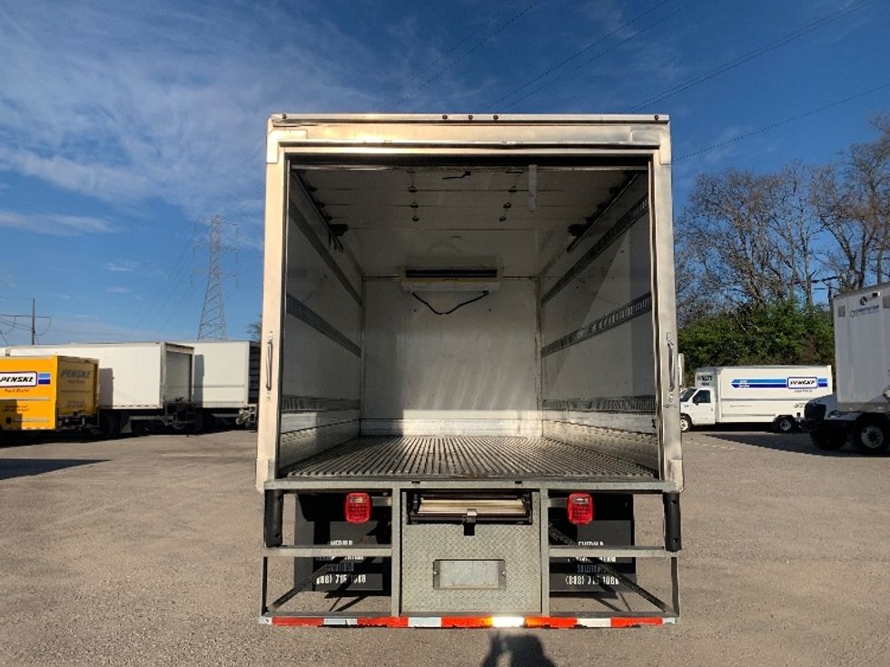 Medium Duty Box Truck-Light and Medium Duty Trucks-RAM-2019-5500-Nashville-TN-195,332\n\t\tmiles-$ 41,000 - Image 8