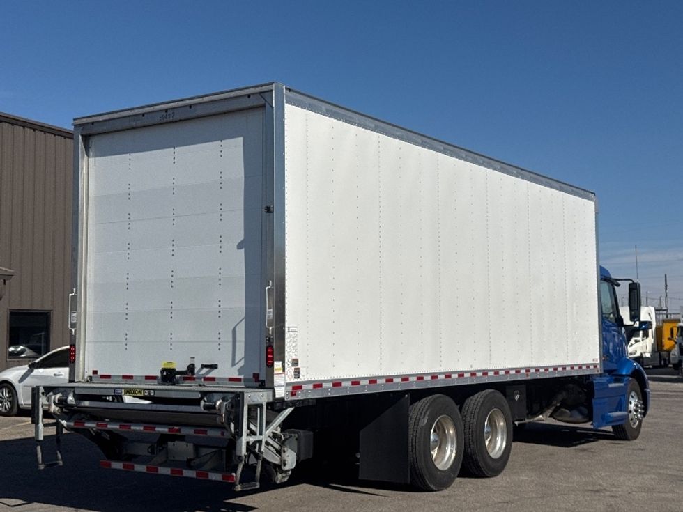 Medium Duty Box Truck-Light and Medium Duty Trucks-Volvo-2025-VNR64300-Omaha-NE-3,359\n\t\tmiles-$ 170,000 - Image 13