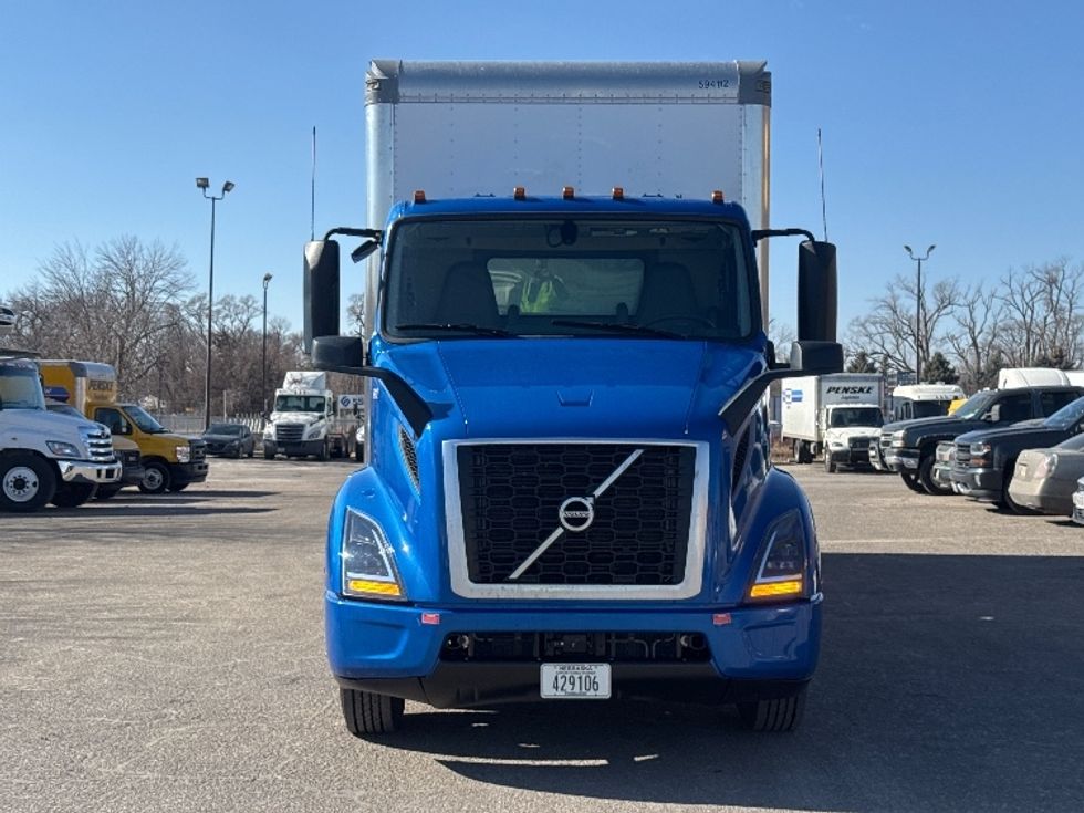 Medium Duty Box Truck-Light and Medium Duty Trucks-Volvo-2025-VNR64300-Omaha-NE-3,359\n\t\tmiles-$ 170,000 - Image 2