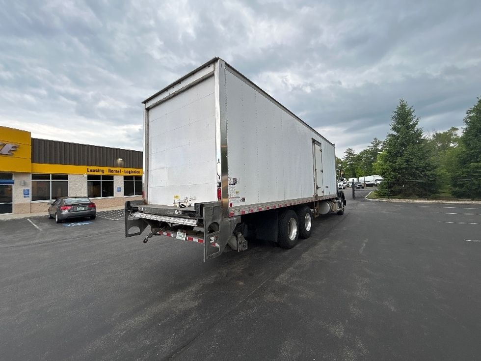 Medium Duty Box Truck-Light and Medium Duty Trucks-Western Star-2018-4700SB-Londonderry-NH-470,774\n\t\tmiles-$ 68,750 - Image 13