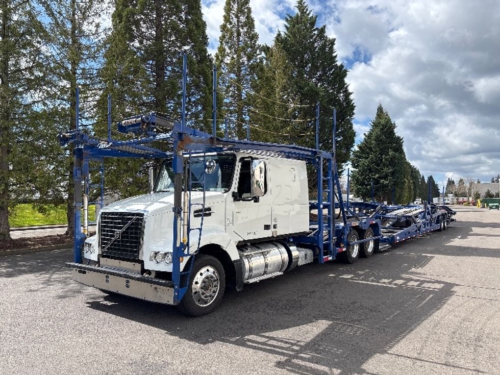 Other-Heavy Duty Tractors-Volvo-2020-VAH64600-Clackamas-OR-284,386\n\t\tmiles-$ 217,250 - Image 3