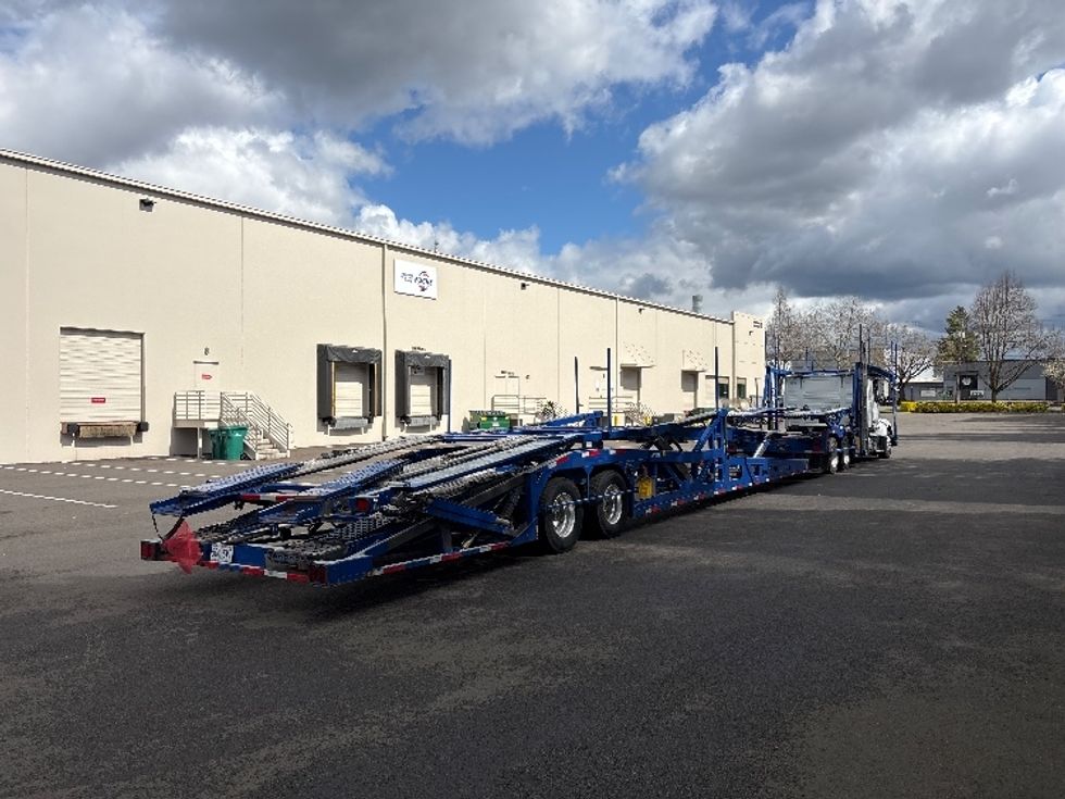 Other-Heavy Duty Tractors-Volvo-2020-VAH64600-Clackamas-OR-284,386\n\t\tmiles-$ 217,250 - Image 7