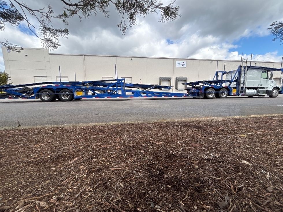 Other-Heavy Duty Tractors-Volvo-2020-VAH64600-Clackamas-OR-284,386\n\t\tmiles-$ 217,250 - Image 8