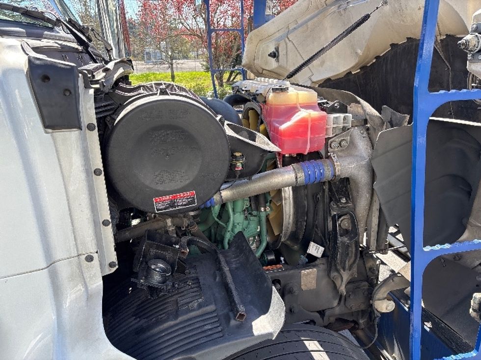 Other-Heavy Duty Tractors-Volvo-2020-VAH64600-Clackamas-OR-307,017\n\t\tmiles-$ 215,750 - Image 20