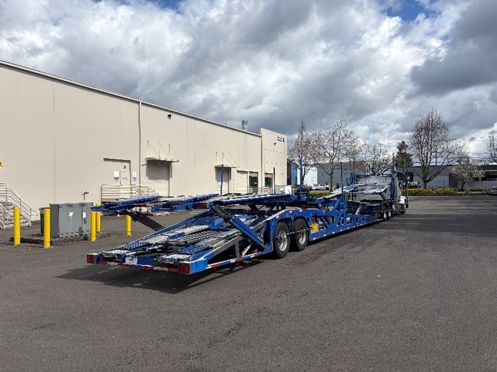 Other-Heavy Duty Tractors-Volvo-2020-VAH64600-Clackamas-OR-307,017\n\t\tmiles-$ 215,750 - Image 7