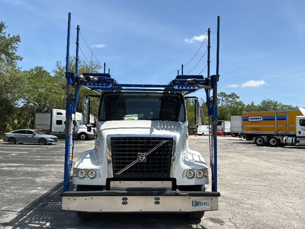 Other-Heavy Duty Tractors-Volvo-2020-VAH64600-Jacksonville-FL-440,331\n\t\tmiles-$ 203,750 - Image 2