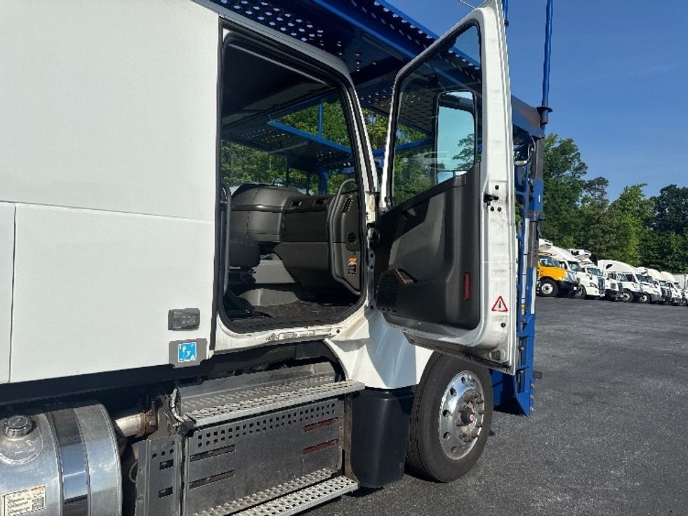 Other-Heavy Duty Tractors-Volvo-2020-VAH64600-Jessup-MD-211,741\n\t\tmiles-$ 221,500 - Image 12