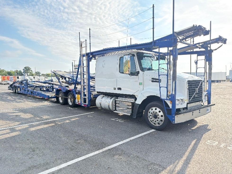 Other-Heavy Duty Tractors-Volvo-2020-VAH64600-La Porte-IN-434,479\n\t\tmiles-$ 195,500 - Image 1