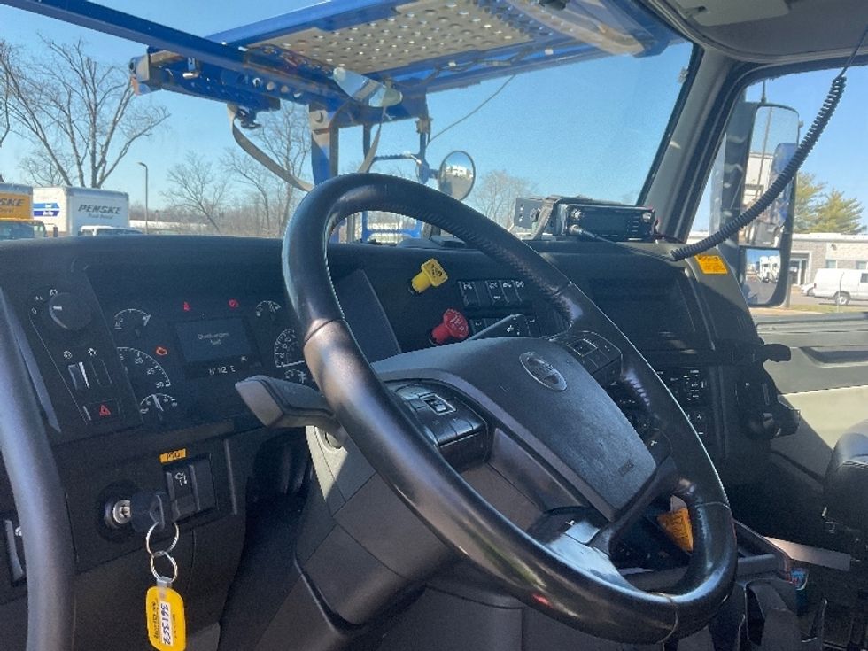 Other-Heavy Duty Tractors-Volvo-2020-VAH64600-New Castle-DE-402,841\n\t\tmiles-$ 210,000 - Image 10