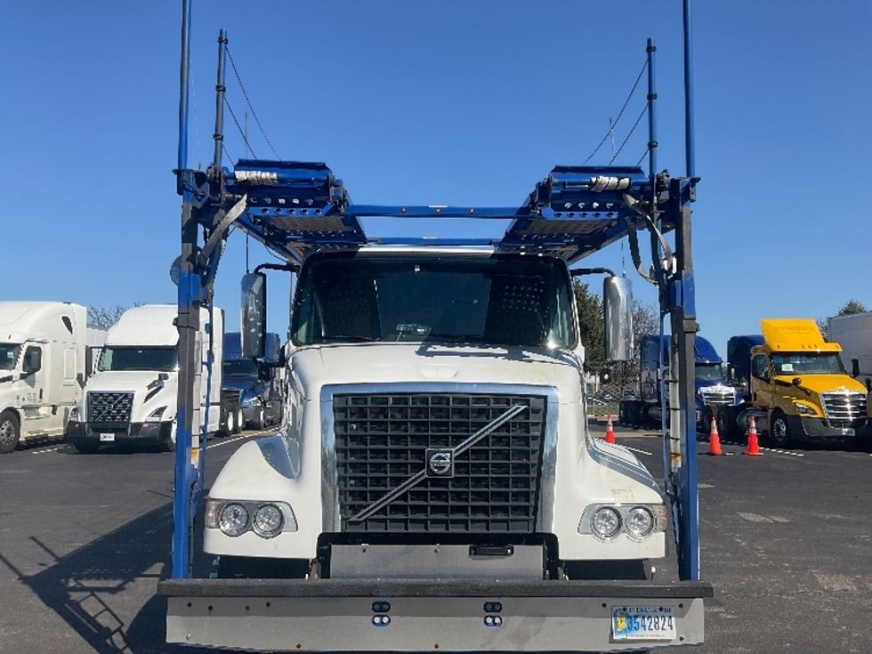 Other-Heavy Duty Tractors-Volvo-2020-VAH64600-New Castle-DE-402,841\n\t\tmiles-$ 210,000 - Image 2
