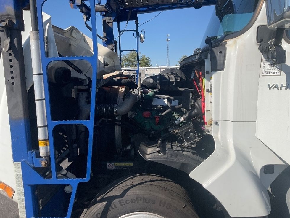 Other-Heavy Duty Tractors-Volvo-2020-VAH64600-New Castle-DE-402,841\n\t\tmiles-$ 210,000 - Image 21