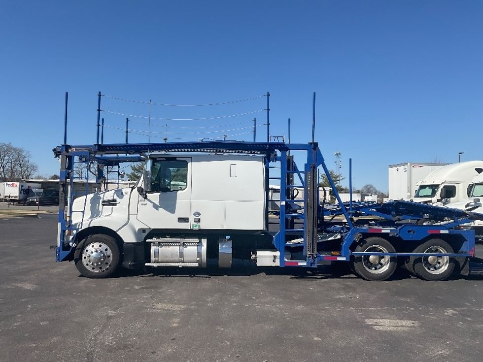 Other-Heavy Duty Tractors-Volvo-2020-VAH64600-New Castle-DE-402,841\n\t\tmiles-$ 210,000 - Image 4