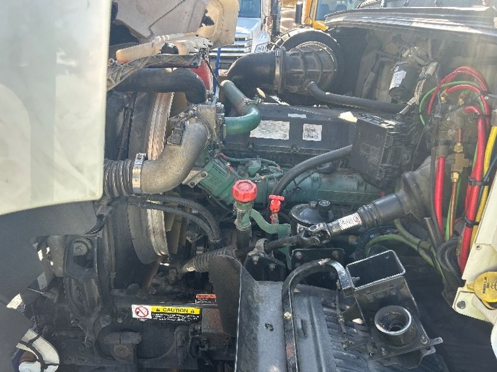 Other-Heavy Duty Tractors-Volvo-2020-VAH64600-Ocala-FL-340,130\n\t\tmiles-$ 213,750 - Image 15