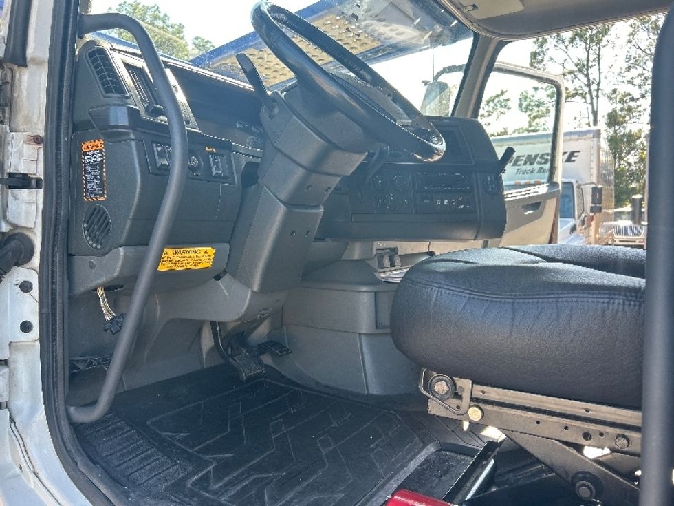 Other-Heavy Duty Tractors-Volvo-2020-VAH64600-Ocala-FL-340,130\n\t\tmiles-$ 213,750 - Image 9