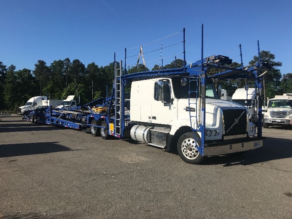 Other-Heavy Duty Tractors-Volvo-2020-VAH64600-Prince George-VA-353,553\n\t\tmiles-$ 212,750 - Image 1