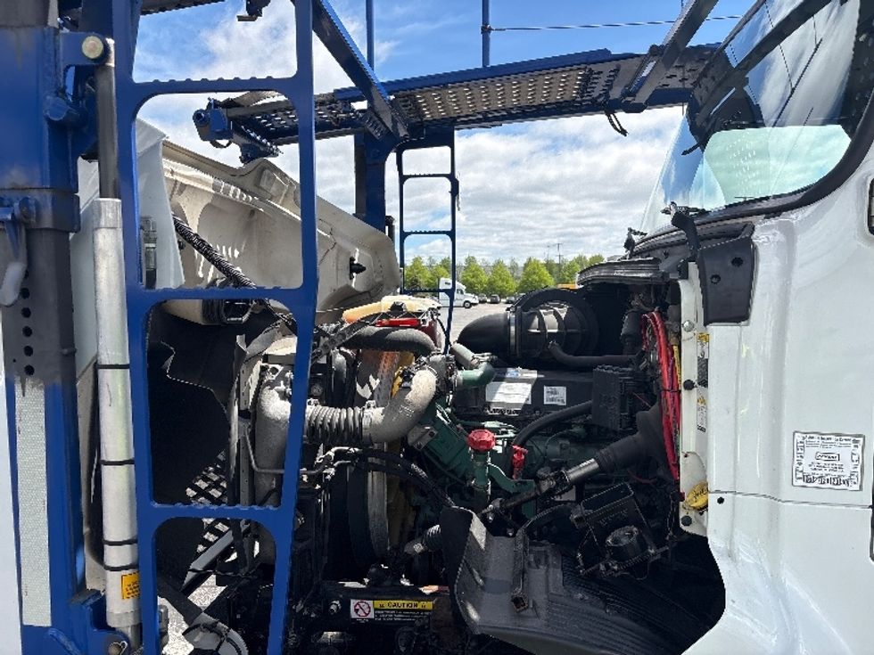Other-Heavy Duty Tractors-Volvo-2020-VAH64600-Sturtevant-WI-375,337\n\t\tmiles-$ 211,500 - Image 16