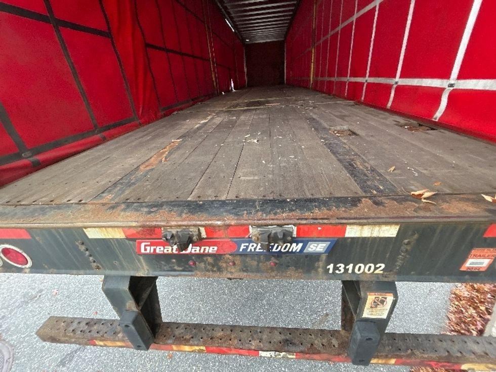 Other Trailer~Curtain Side-Semi Trailers-Great Dane-2016-Trailer-Fitchburg-MA-547,610\n\t\tmiles-$ 13,000 - Image 7