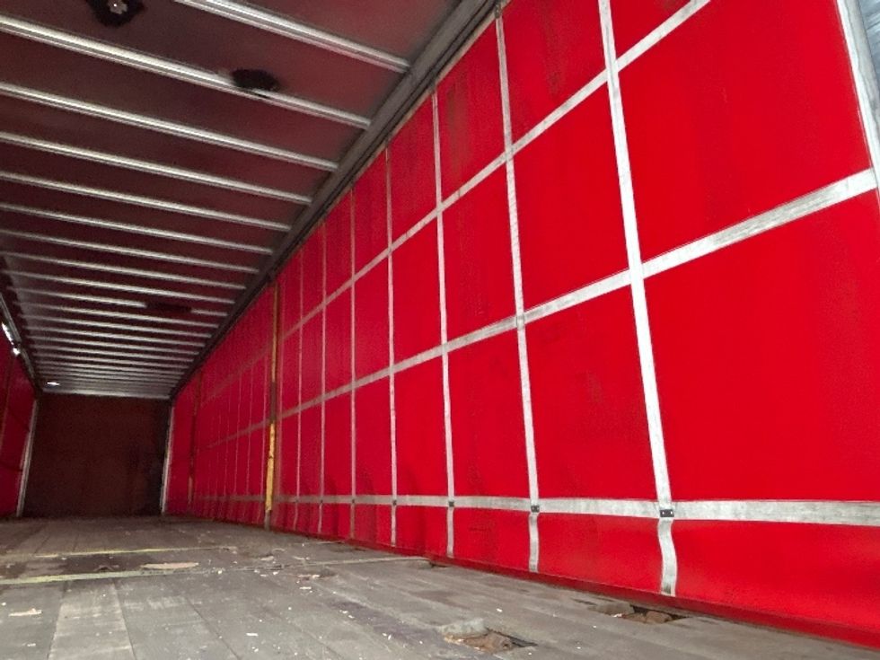 Other Trailer~Curtain Side-Semi Trailers-Great Dane-2016-Trailer-Fitchburg-MA-547,610\n\t\tmiles-$ 13,000 - Image 9