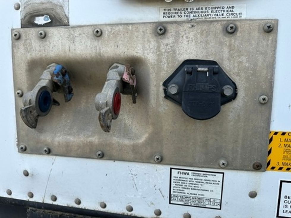 Other Trailer~Curtain Side-Semi Trailers-Utility-2013-Trailer-Arlington-TX-672,112\n\t\tmiles-$ 9,000 - Image 10