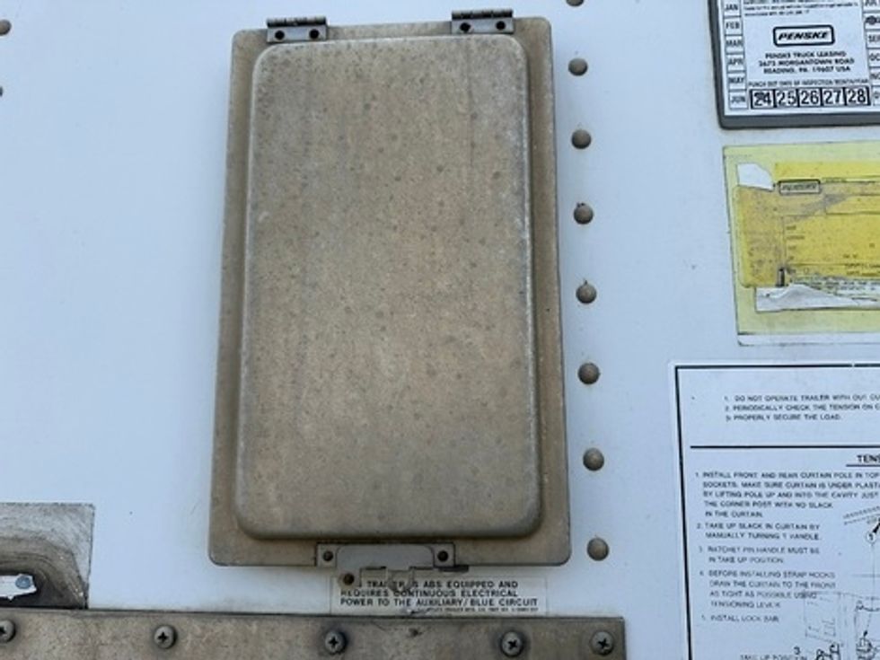 Other Trailer~Curtain Side-Semi Trailers-Utility-2013-Trailer-Arlington-TX-672,112\n\t\tmiles-$ 9,000 - Image 9