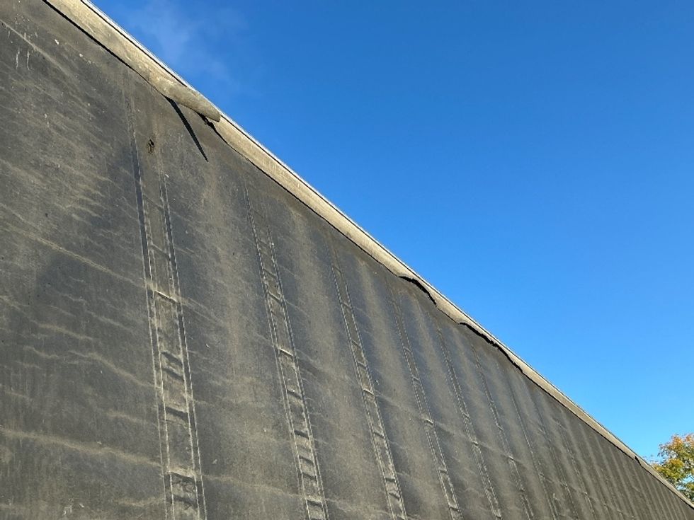 Other Trailer~Curtain Side-Semi Trailers-Utility-2016-Trailer-Elkhart-IN-288,200\n\t\tmiles-$ 14,250 - Image 11