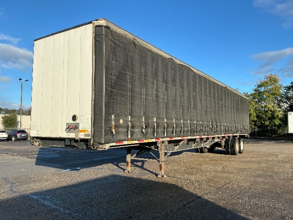 Other Trailer~Curtain Side-Semi Trailers-Utility-2016-Trailer-Elkhart-IN-288,200\n\t\tmiles-$ 14,250 - Image 2