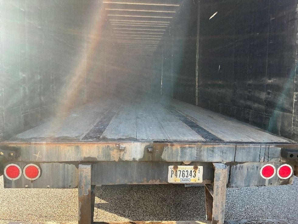 Other Trailer~Curtain Side-Semi Trailers-Utility-2016-Trailer-Elkhart-IN-288,200\n\t\tmiles-$ 14,250 - Image 7