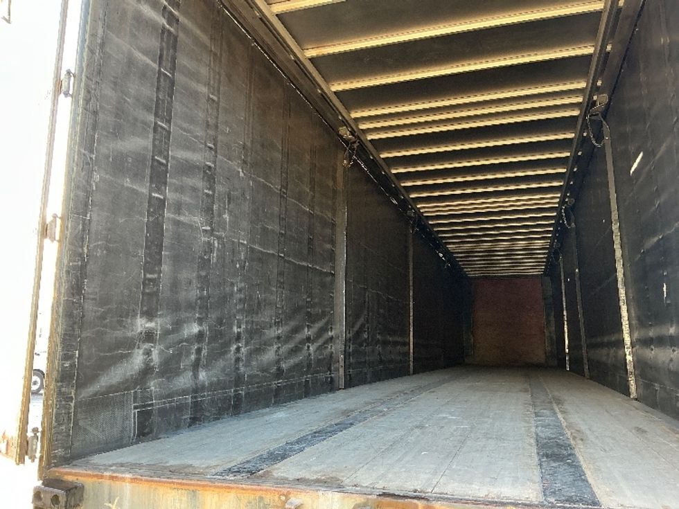 Other Trailer~Curtain Side-Semi Trailers-Utility-2016-Trailer-Elkhart-IN-288,200\n\t\tmiles-$ 14,250 - Image 8