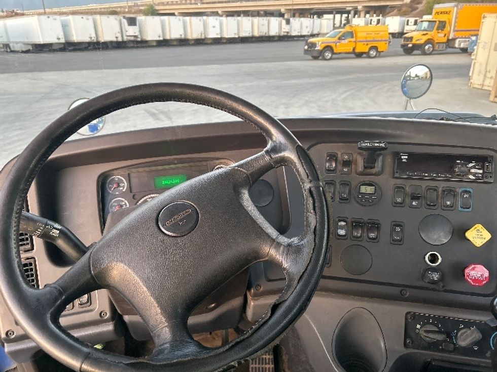 Other Truck-Light and Medium Duty Trucks-Freightliner-2018-114SD-Fontana-CA-102,922\n\t\tmiles-$ 91,250 - Image 18