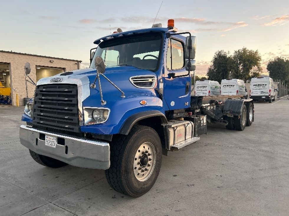 Other Truck-Light and Medium Duty Trucks-Freightliner-2018-114SD-Fontana-CA-102,922\n\t\tmiles-$ 91,250 - Image 3