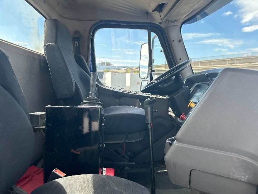 Other Truck-Light and Medium Duty Trucks-Freightliner-2018-114SD-Fontana-CA-201,128\n\t\tmiles-$ 87,500 - Image 22