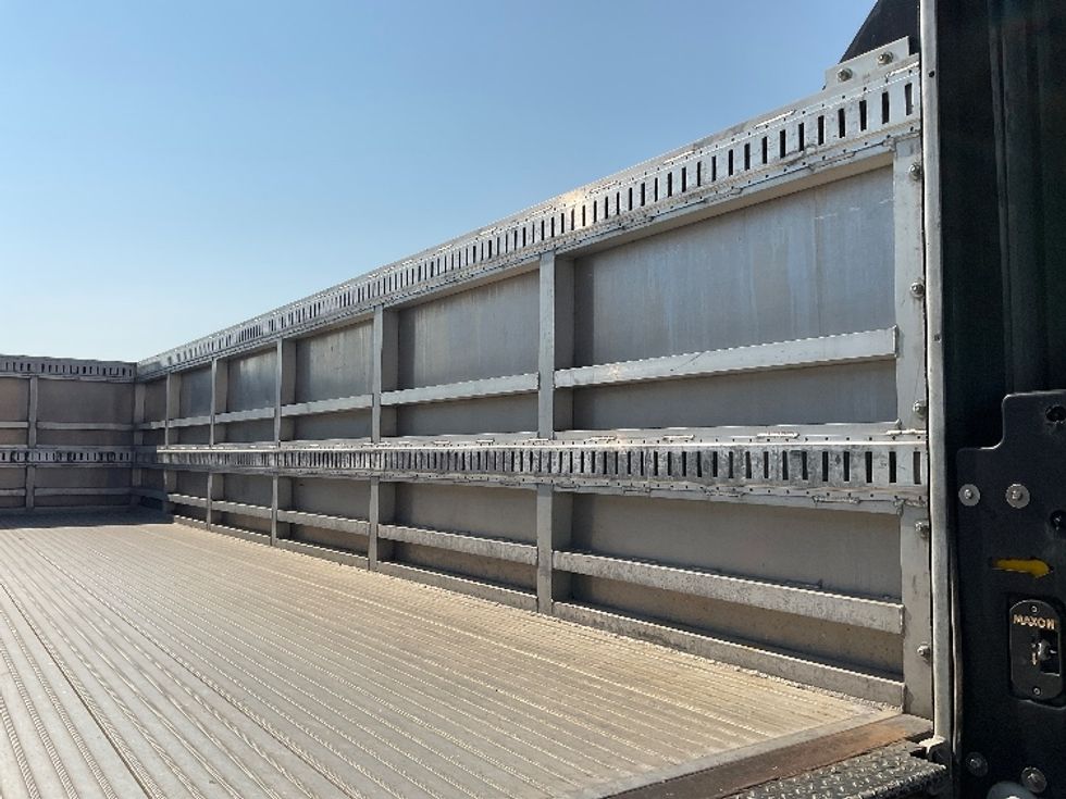 Other Truck-Light and Medium Duty Trucks-Freightliner-2018-M2-Moberly-MO-137,938\n\t\tmiles-$ 48,000 - Image 12