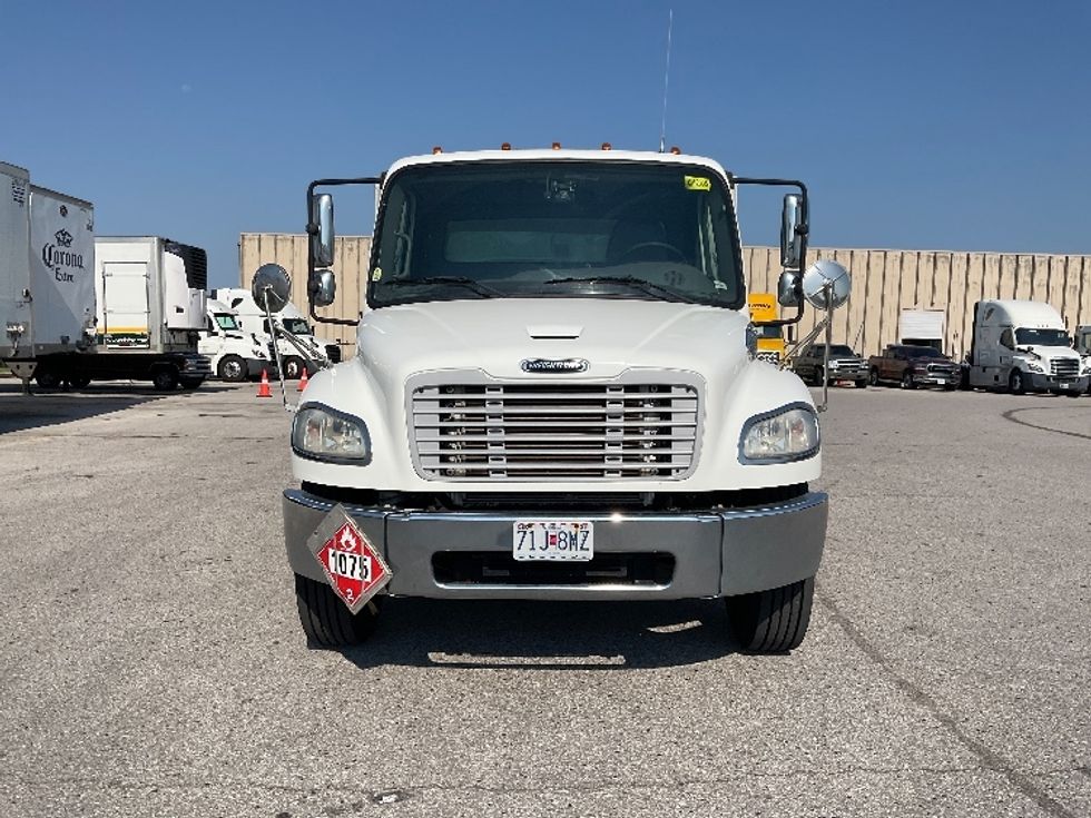 Other Truck-Light and Medium Duty Trucks-Freightliner-2018-M2-Moberly-MO-137,938\n\t\tmiles-$ 48,000 - Image 2