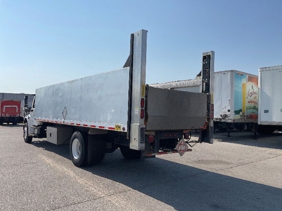 Other Truck-Light and Medium Duty Trucks-Freightliner-2018-M2-Moberly-MO-137,938\n\t\tmiles-$ 48,000 - Image 6