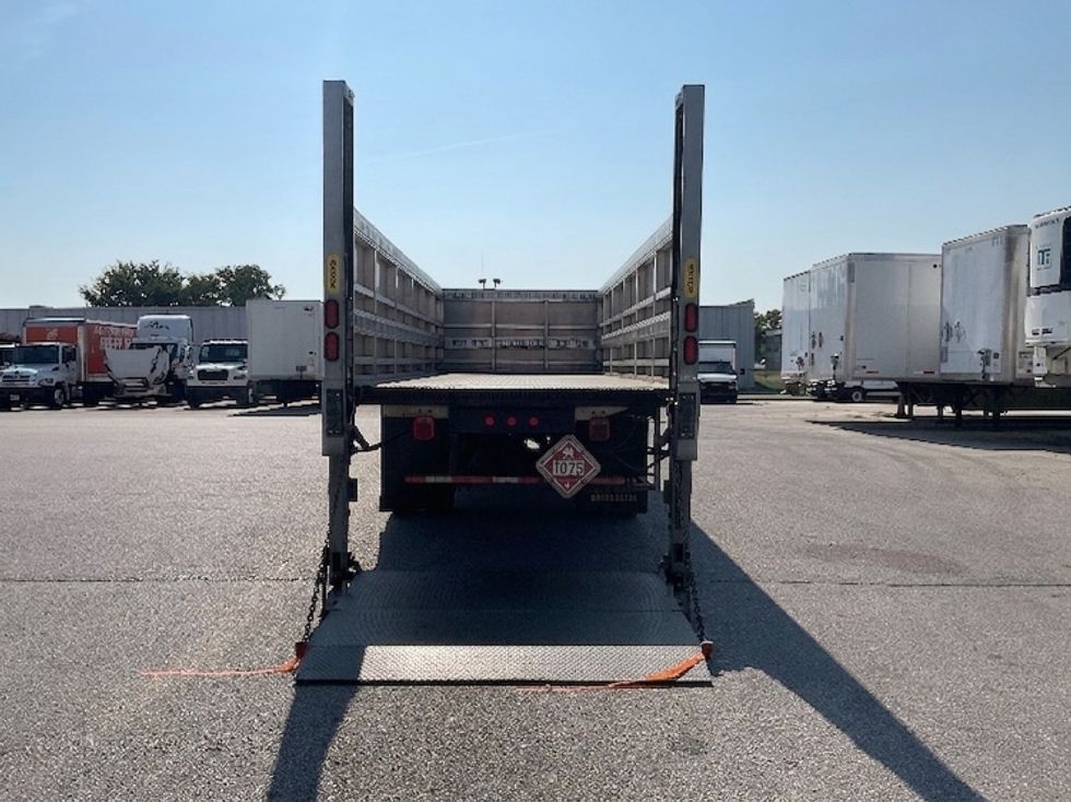 Other Truck-Light and Medium Duty Trucks-Freightliner-2018-M2-Moberly-MO-137,938\n\t\tmiles-$ 48,000 - Image 9