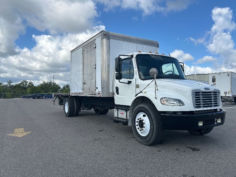 Other Truck-Light and Medium Duty Trucks-Freightliner-2018-M2-Tampa-FL-105,844\n\t\tmiles-$ 47,500 - Image 1