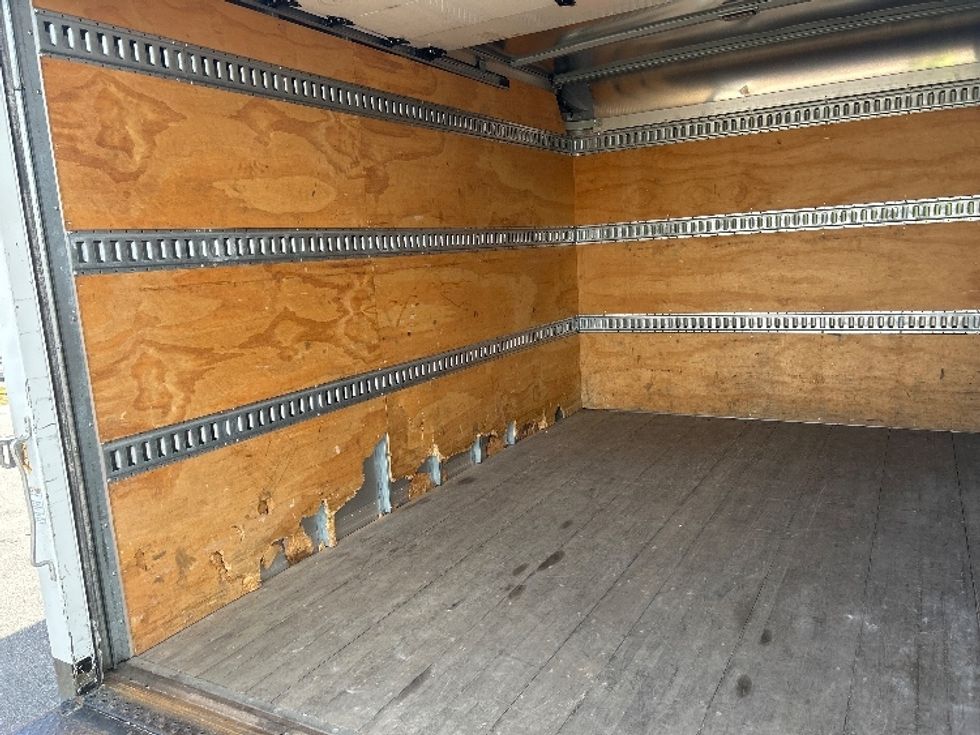 Other Truck-Light and Medium Duty Trucks-Freightliner-2018-M2-Tampa-FL-105,844\n\t\tmiles-$ 47,500 - Image 11