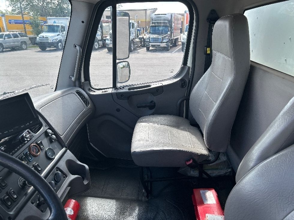 Other Truck-Light and Medium Duty Trucks-Freightliner-2018-M2-Tampa-FL-105,844\n\t\tmiles-$ 47,500 - Image 19