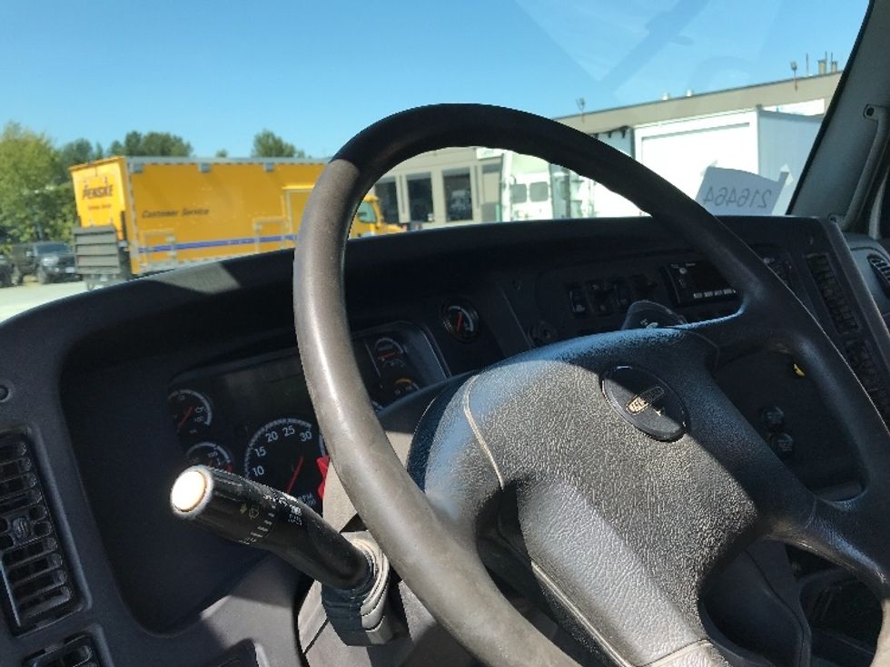 Other Truck-Light and Medium Duty Trucks-Freightliner-2019-114SD-Abbotsford-BC-282,827\n\t\tkm-$ 149,000 - Image 17