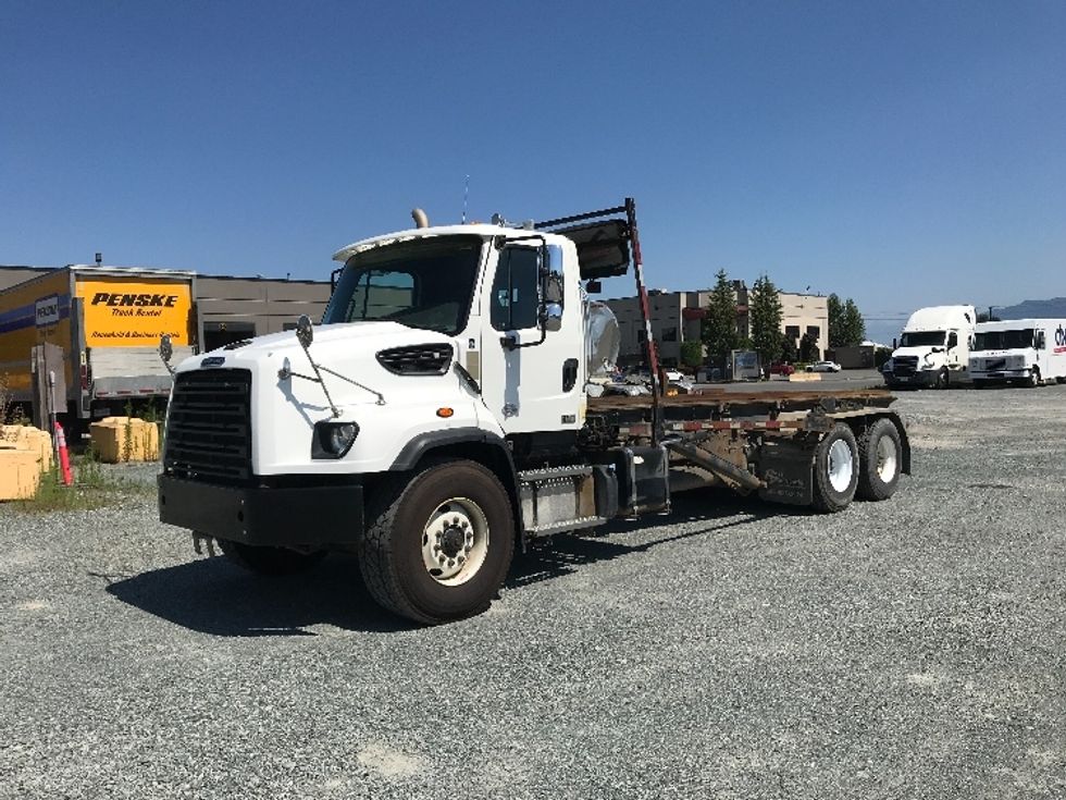 Other Truck-Light and Medium Duty Trucks-Freightliner-2019-114SD-Abbotsford-BC-282,827\n\t\tkm-$ 149,000 - Image 3