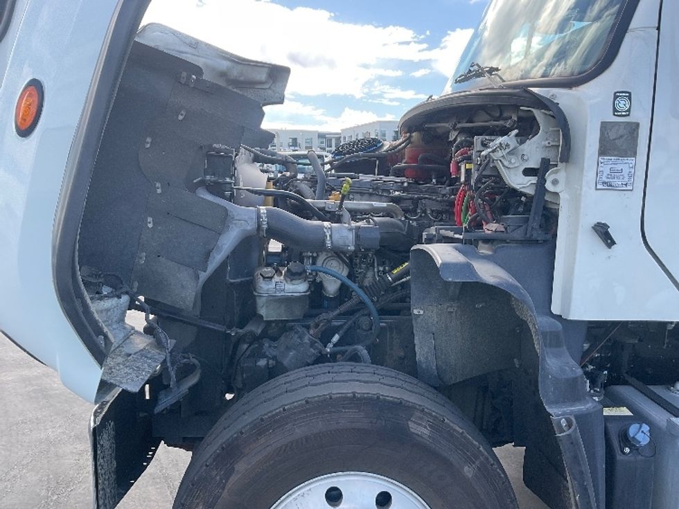 Other Truck-Light and Medium Duty Trucks-Freightliner-2019-114SD-Anaheim-CA-179,327\n\t\tmiles-$ 110,000 - Image 24